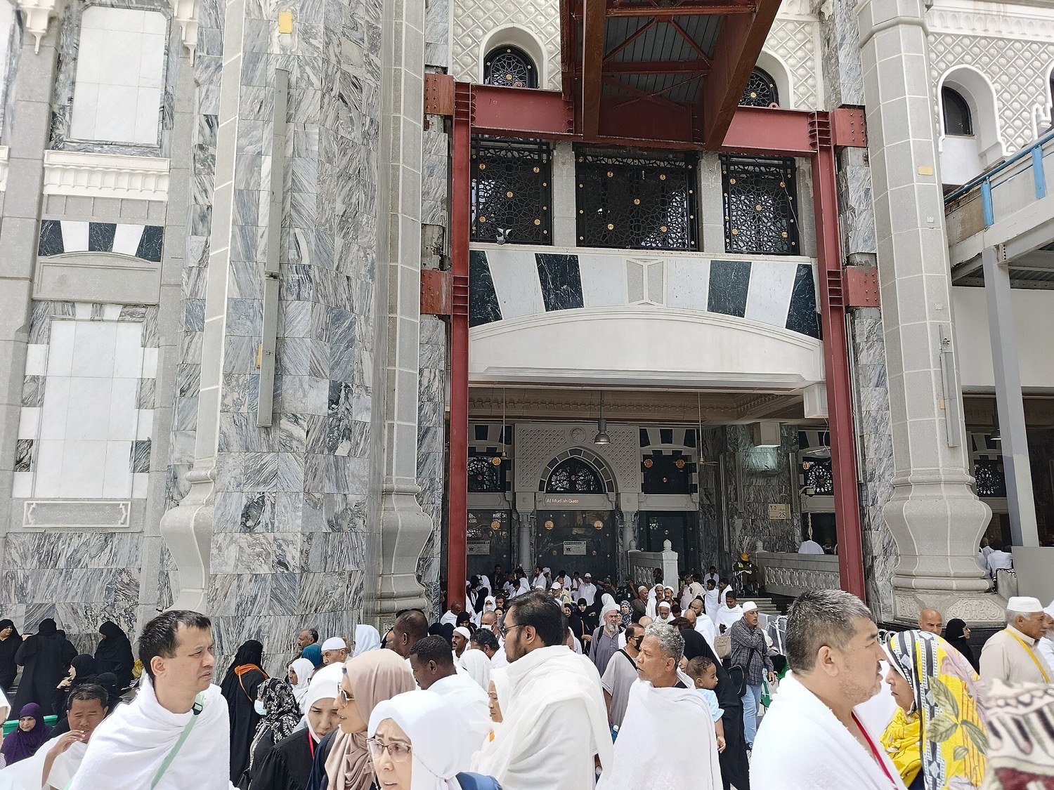 Umra safaringizni xotirjam tanlang